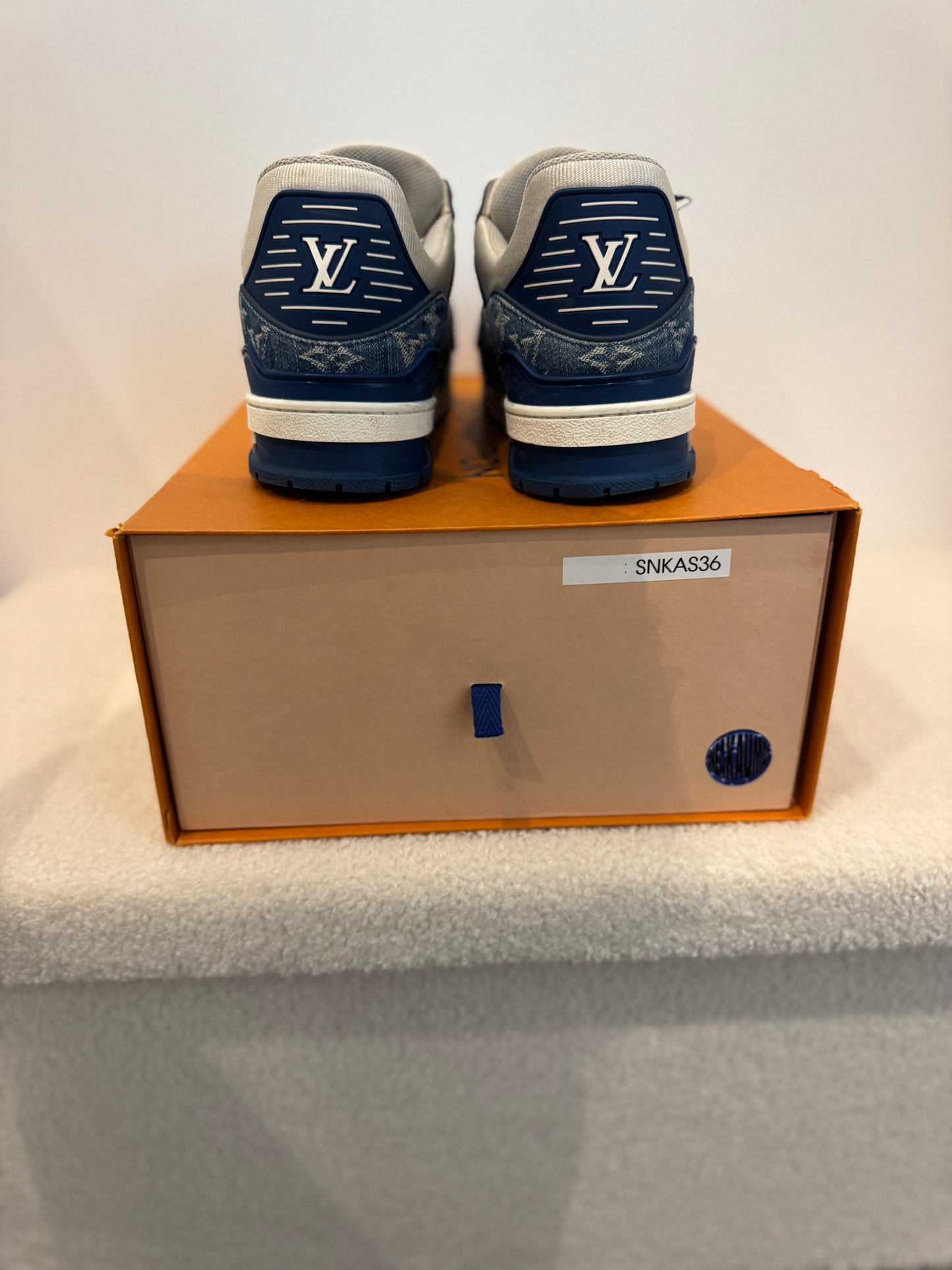 Louis Vuitton Trainer Denim Blue (42/43)