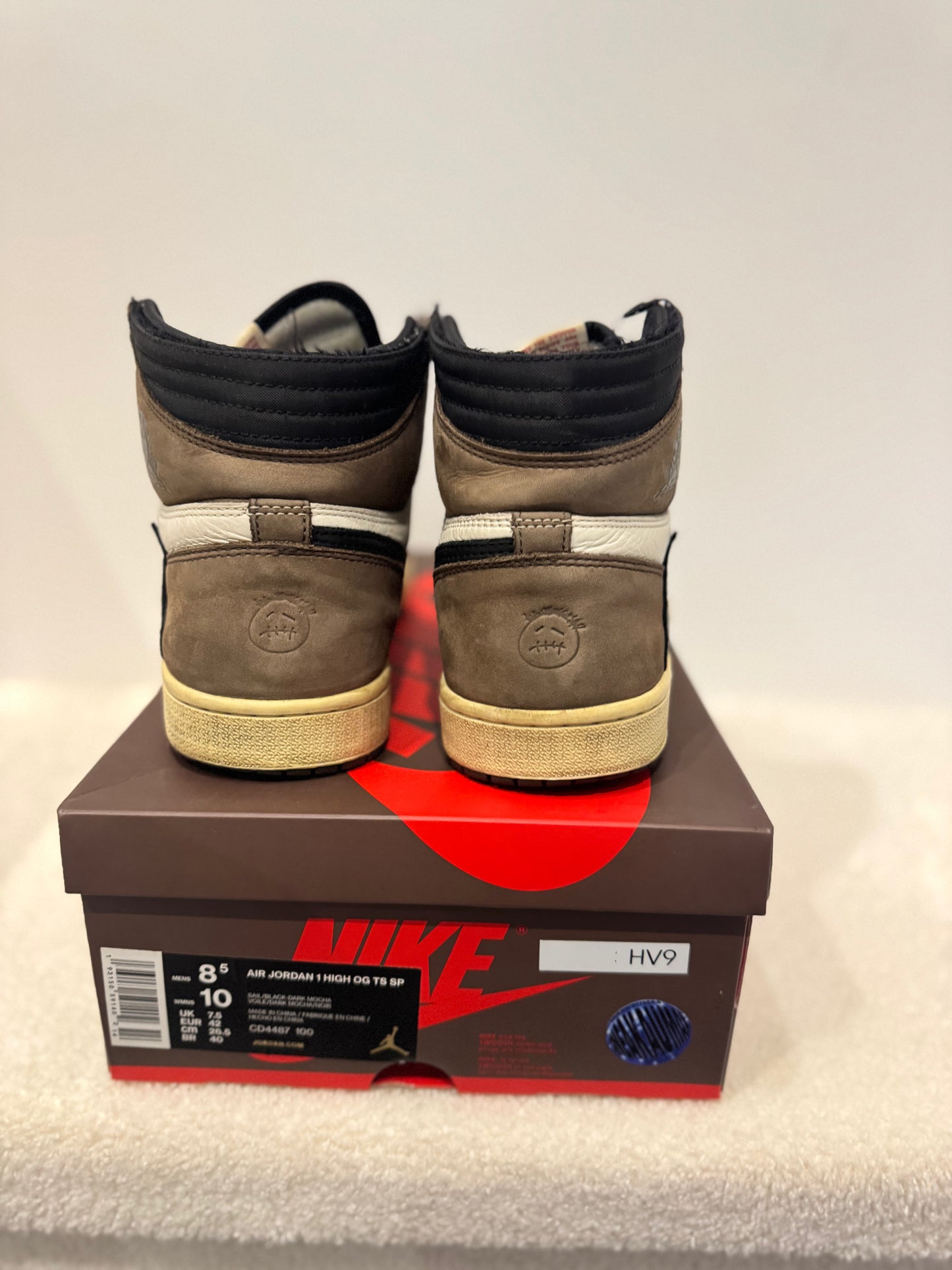 Air Jordan 1 High OG Travis Scott Mocha (42)