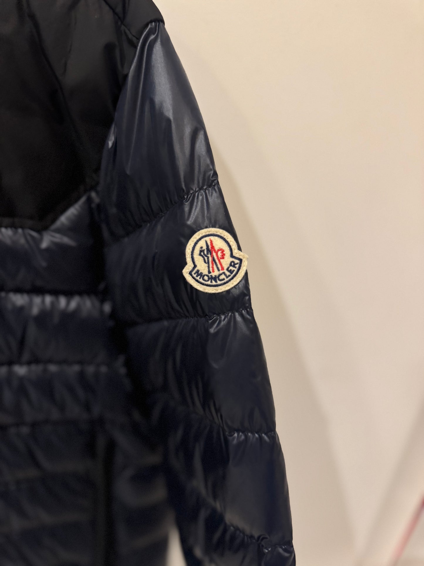 Moncler Doudoune légère matelassée – Bleu marine (M)