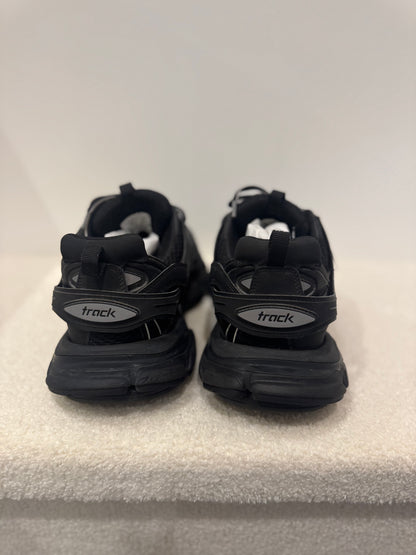 Balenciaga Track Black (44)