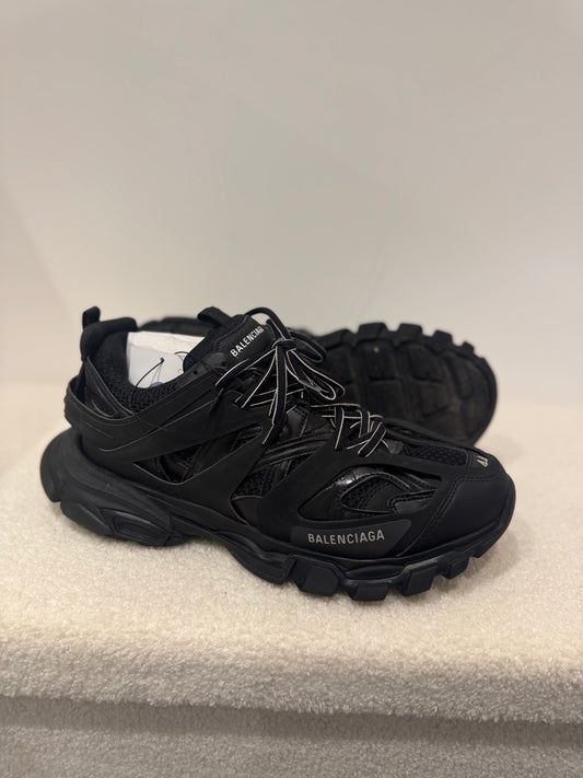 Balenciaga Track Black (44)