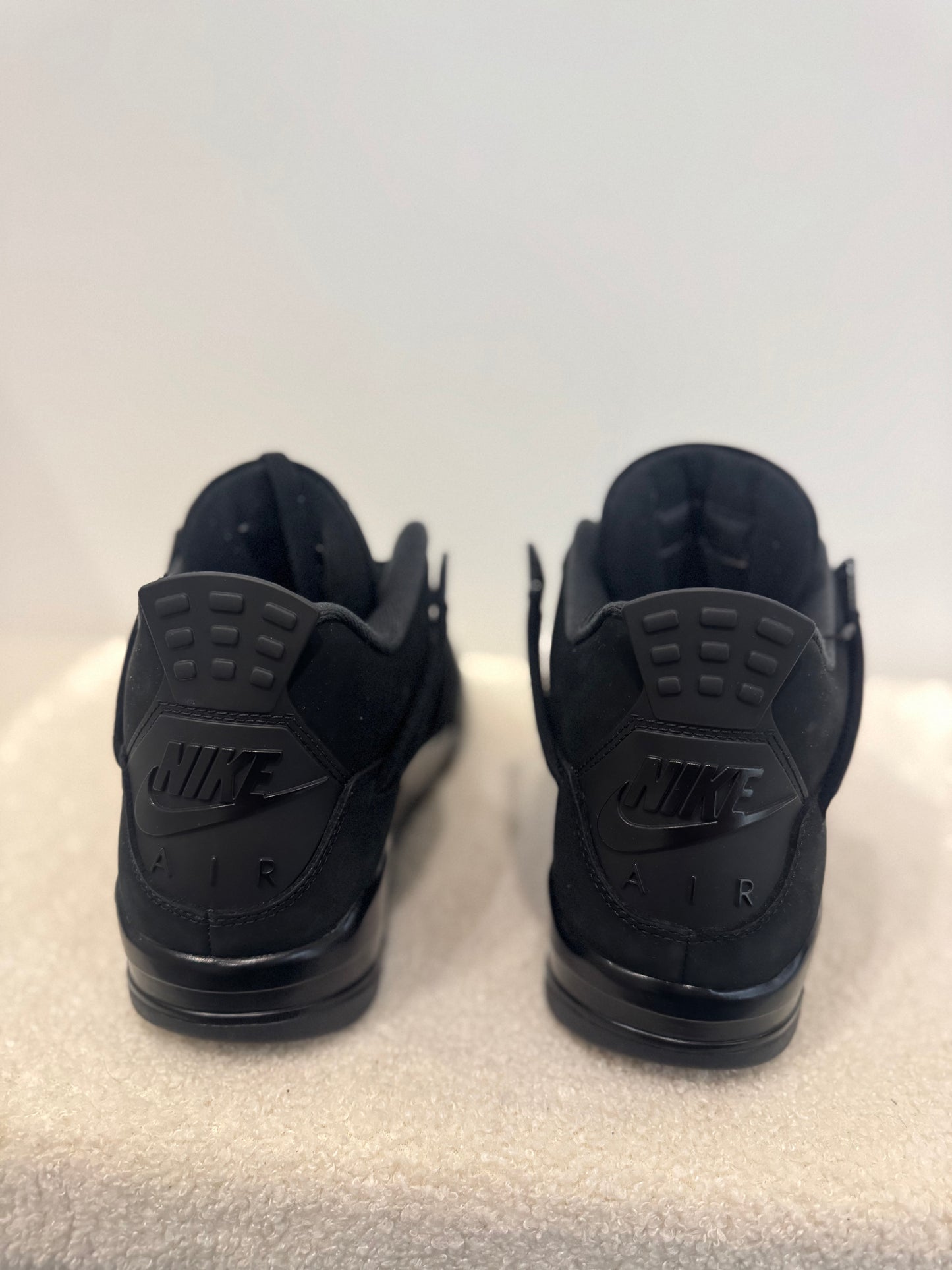 Air Jordan 4 Retro Black Cat (44 EU)