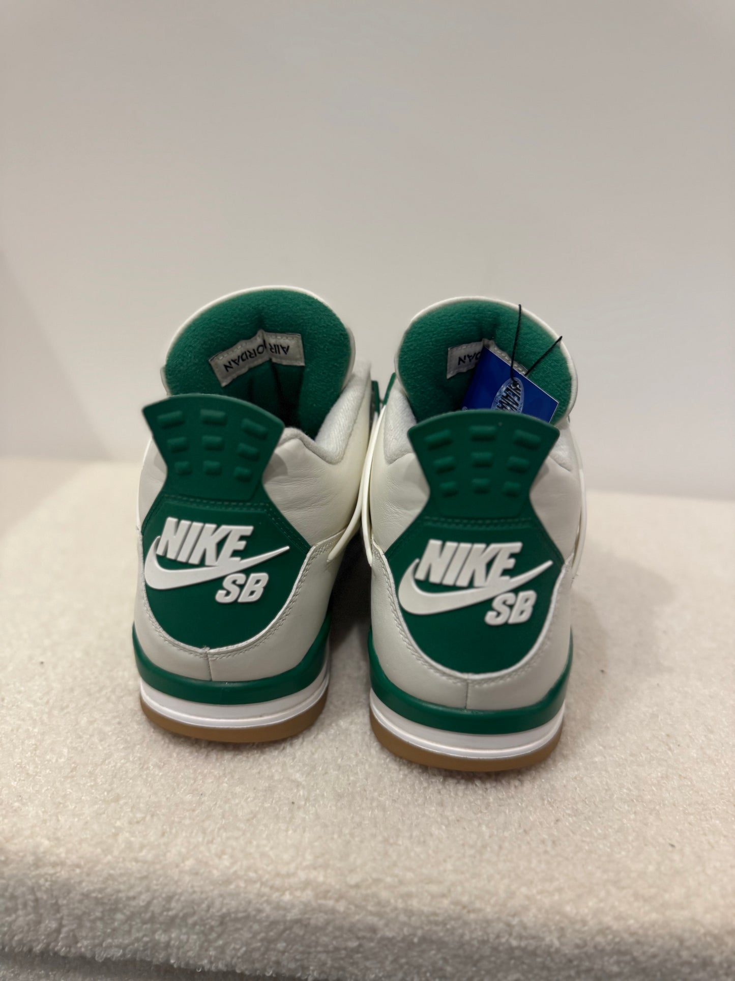 Air Jordan 4 Retro SB Pine Green (45,5)