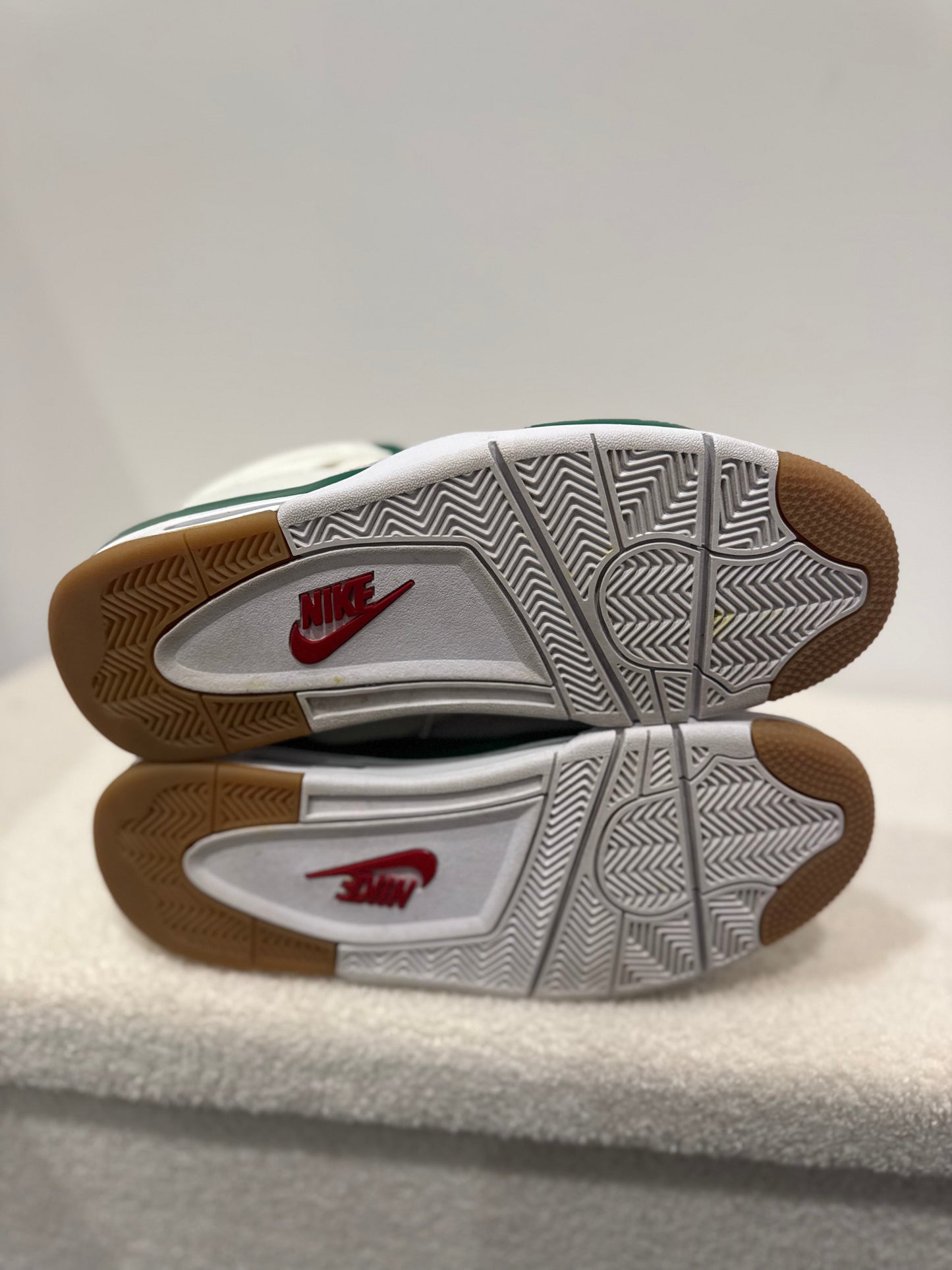 Air Jordan 4 Retro SB Pine Green (45,5)