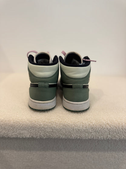 WMNS Air Jordan 1 Mid SE "Dutch Green" (EU 37.5)