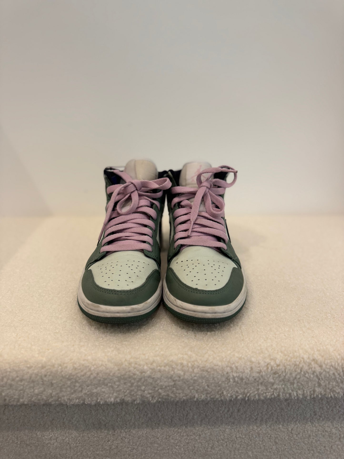 WMNS Air Jordan 1 Mid SE "Dutch Green" (EU 37.5)