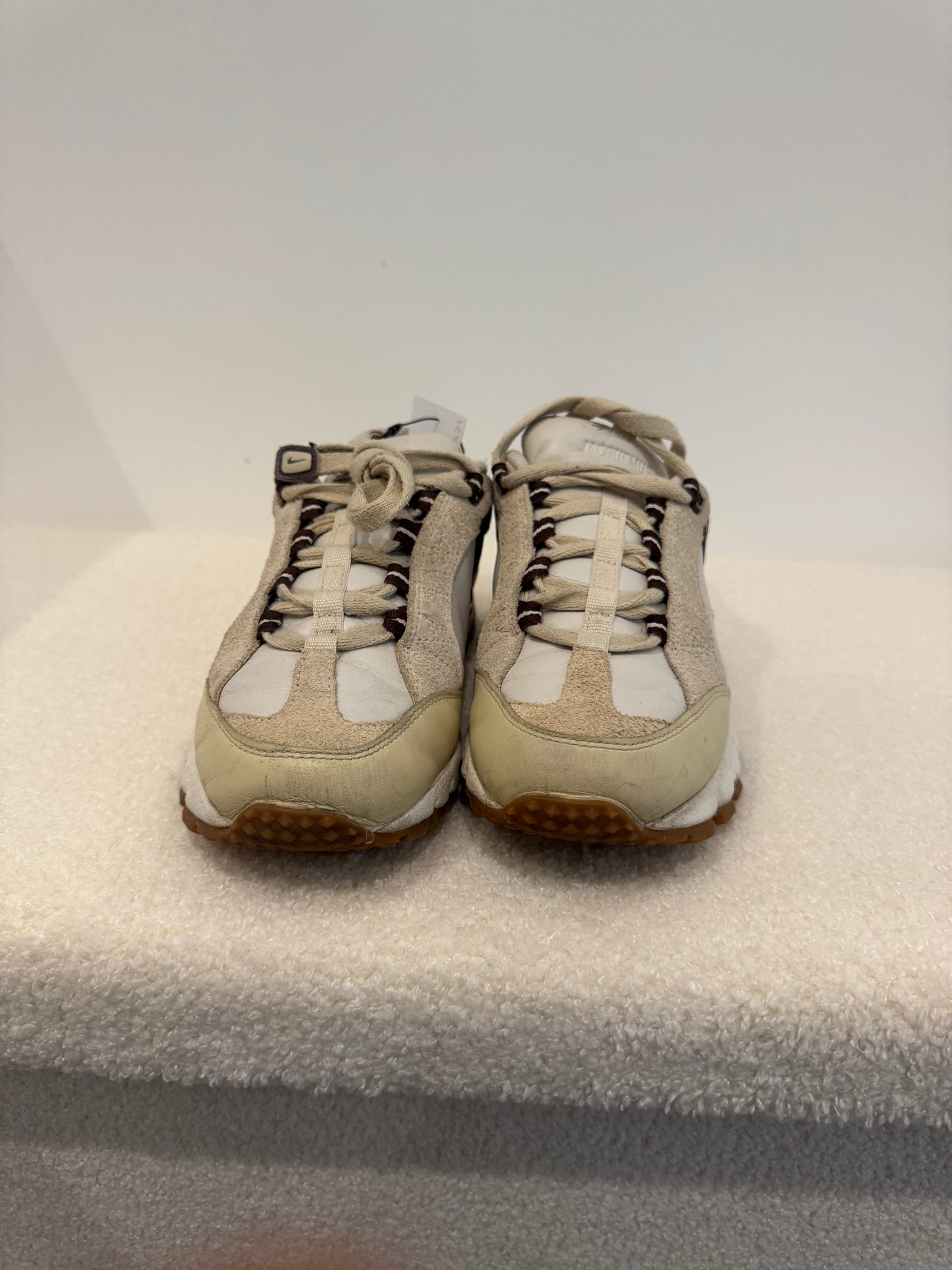Nike Air Humara LX x Jacquemus "Light Bone" (EU 38)