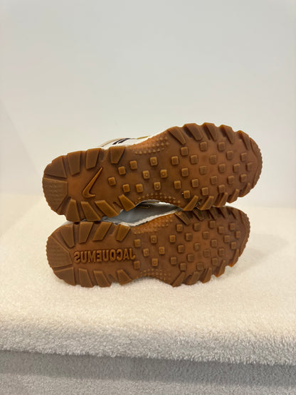 Nike Air Humara LX x Jacquemus "Light Bone" (EU 38)
