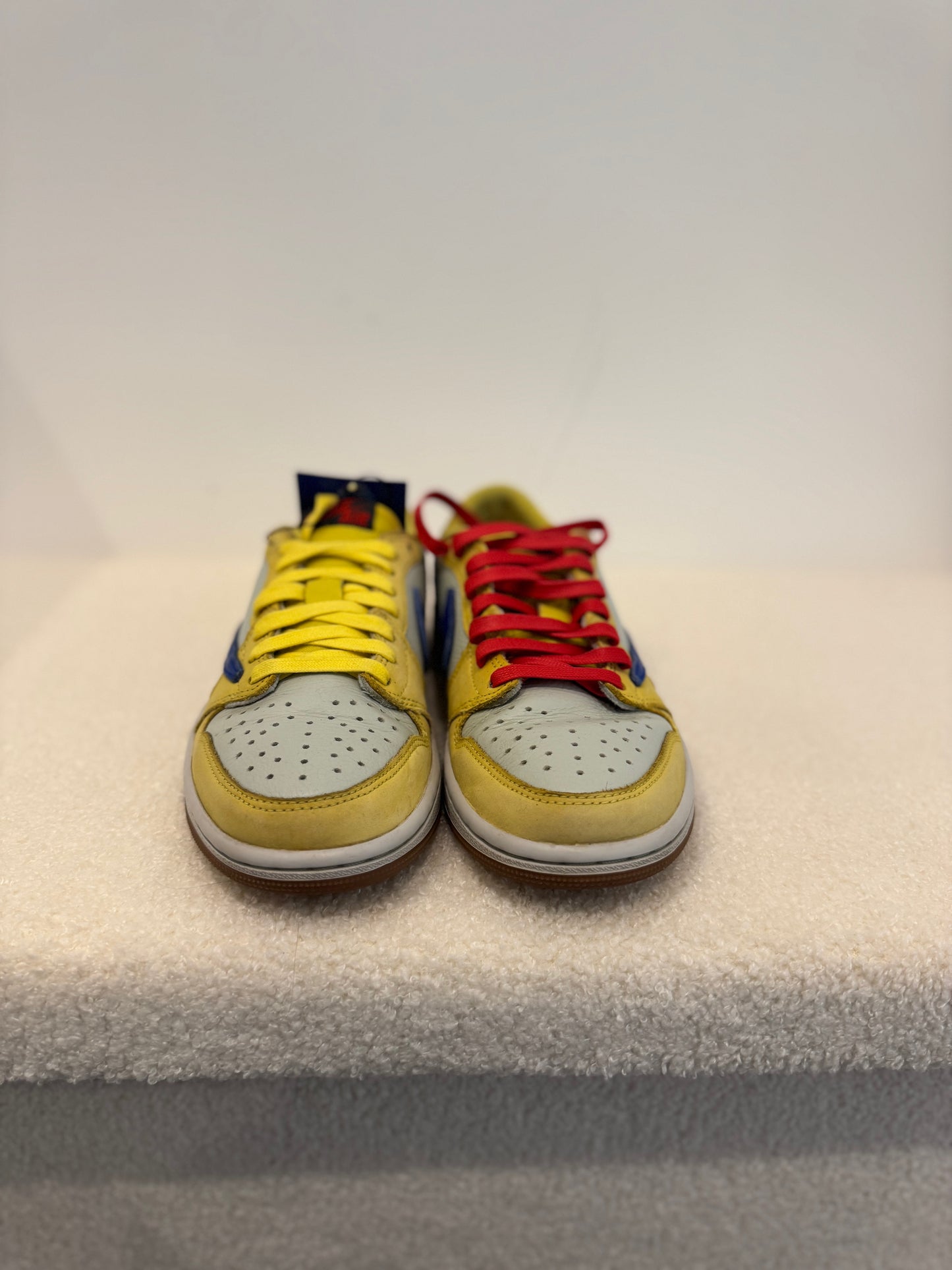 Travis Scott x Air Jordan 1 Low OG SP "Canary" (EU 38)