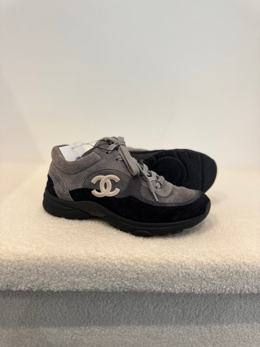 Chanel CC Logo Low Top Sneakers Grey/Black Suede (EU 36.5)