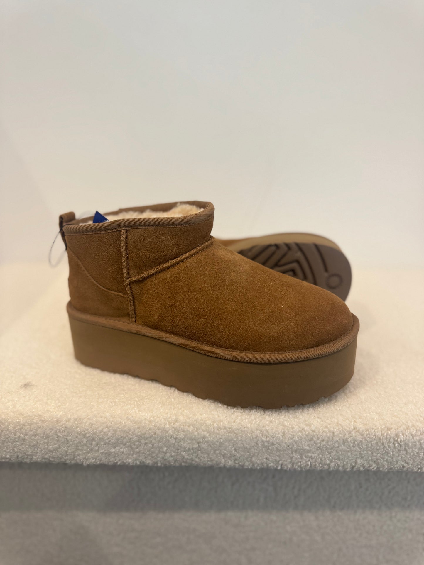 UGG Classic Ultra Mini Platform Chestnut (EU 39)
