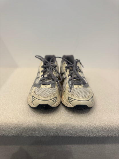 ASICS GEL-1130 "Cream / Clay Grey" (EU 40)
