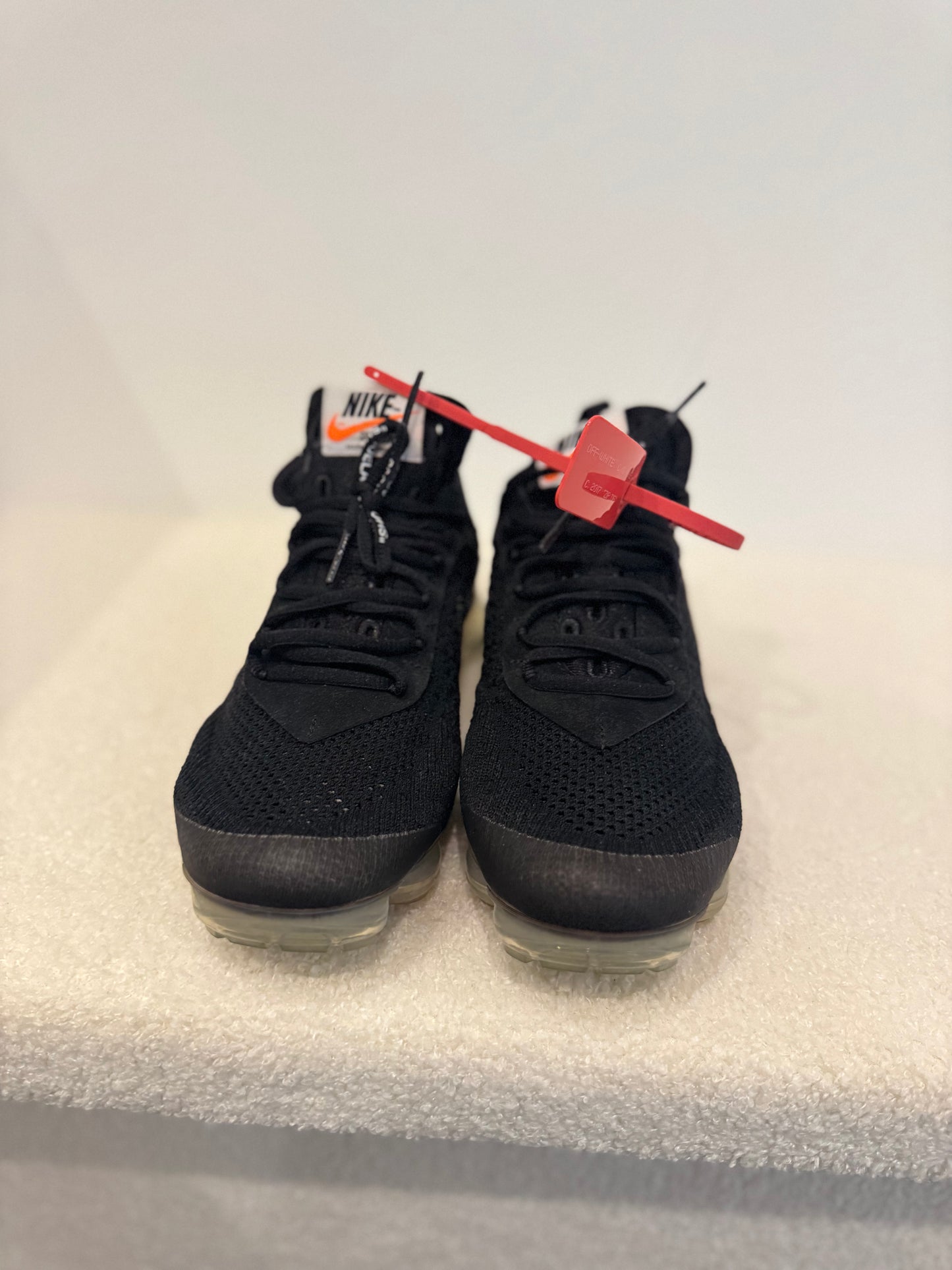 Off-White x Nike Air VaporMax "The Ten" (41)