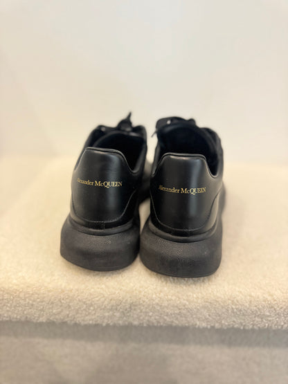 Alexander McQueen Oversized Black (42+)