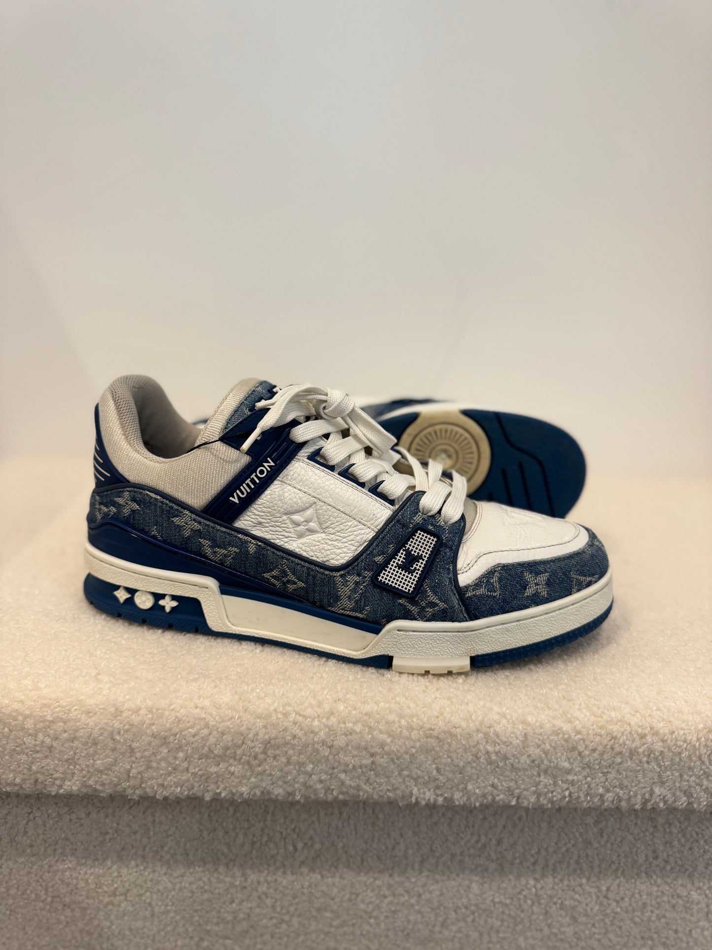Louis Vuitton Trainer Denim Blue (42/43)