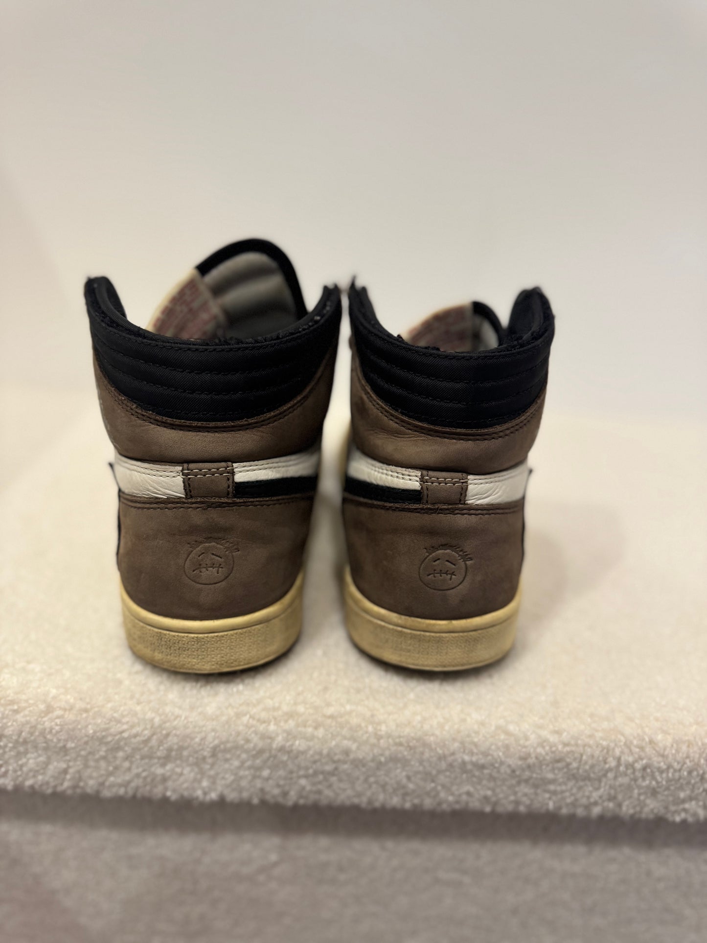 Air Jordan 1 High OG Travis Scott Mocha (42)