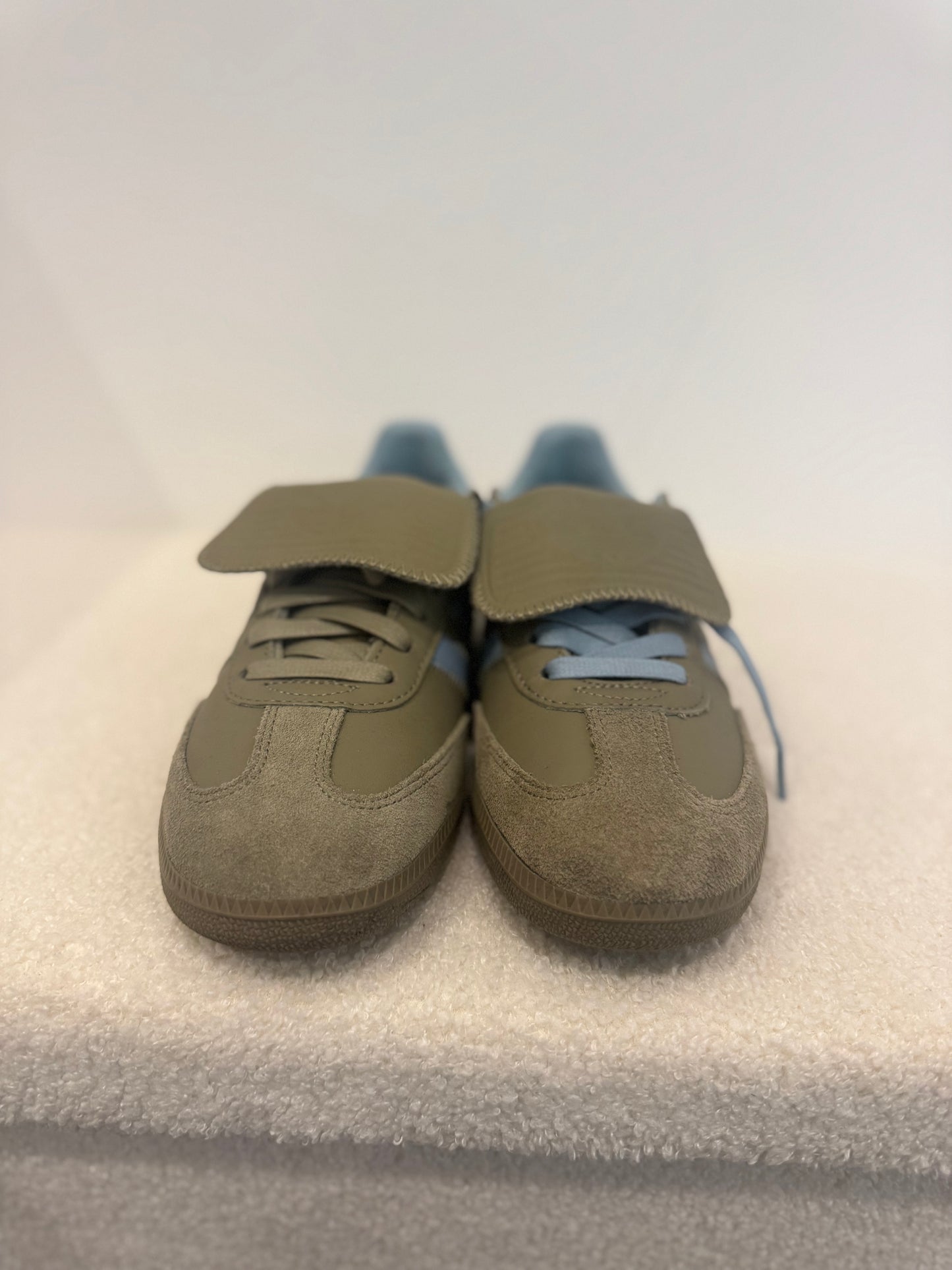 Adidas Humanrace Samba by Pharrell Williams (43 1/3 EU)