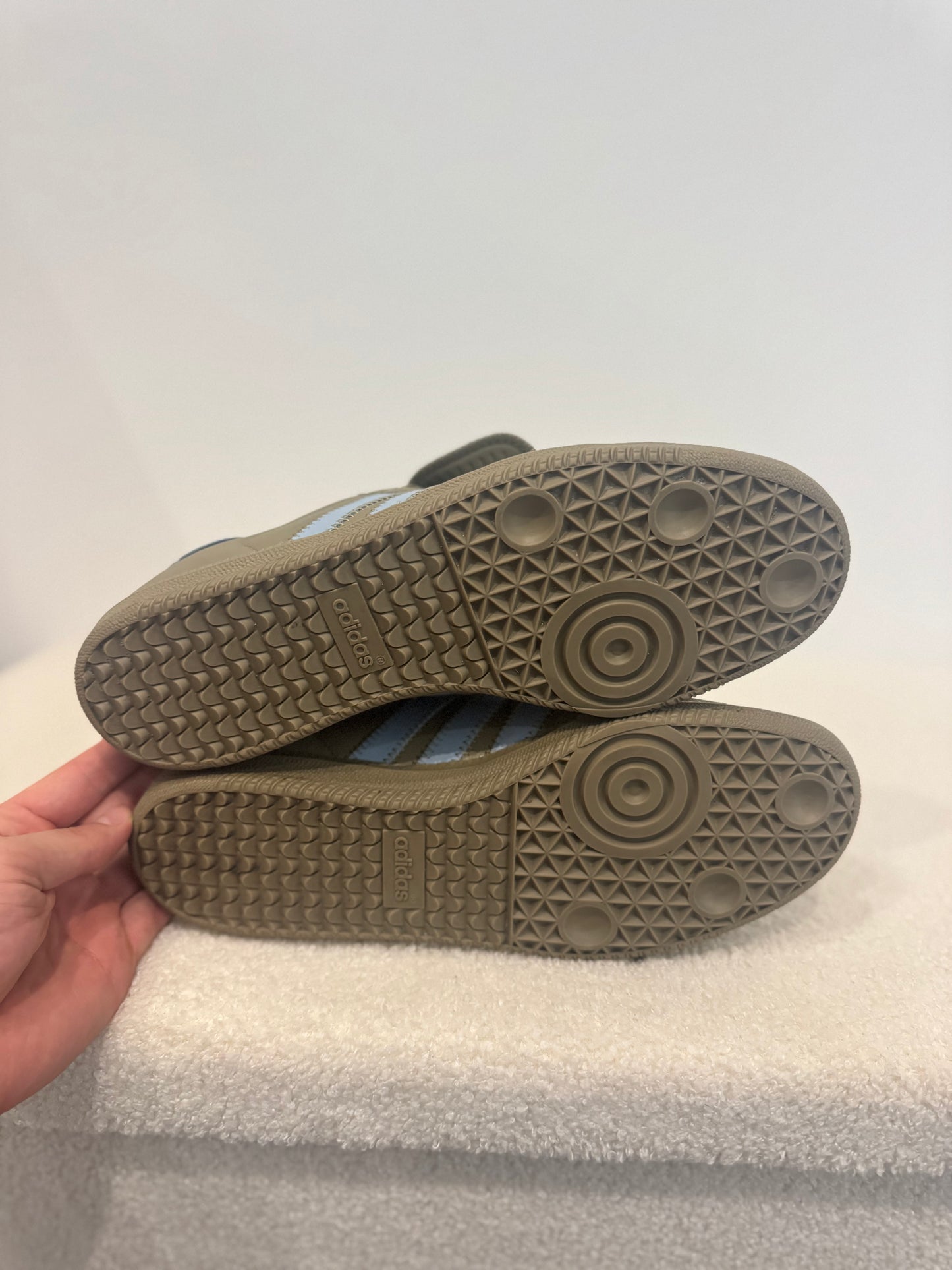 Adidas Humanrace Samba by Pharrell Williams (43 1/3 EU)