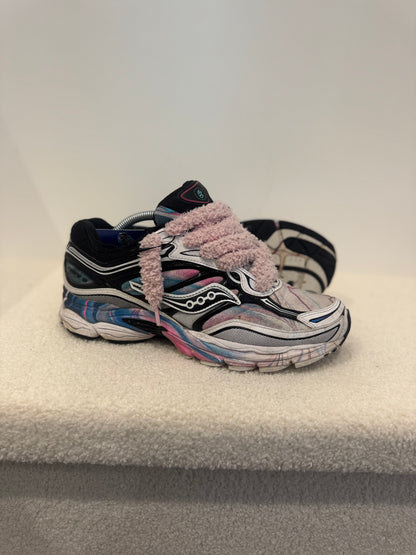 Saucony ProGrid Omni 9 White Multi (44)