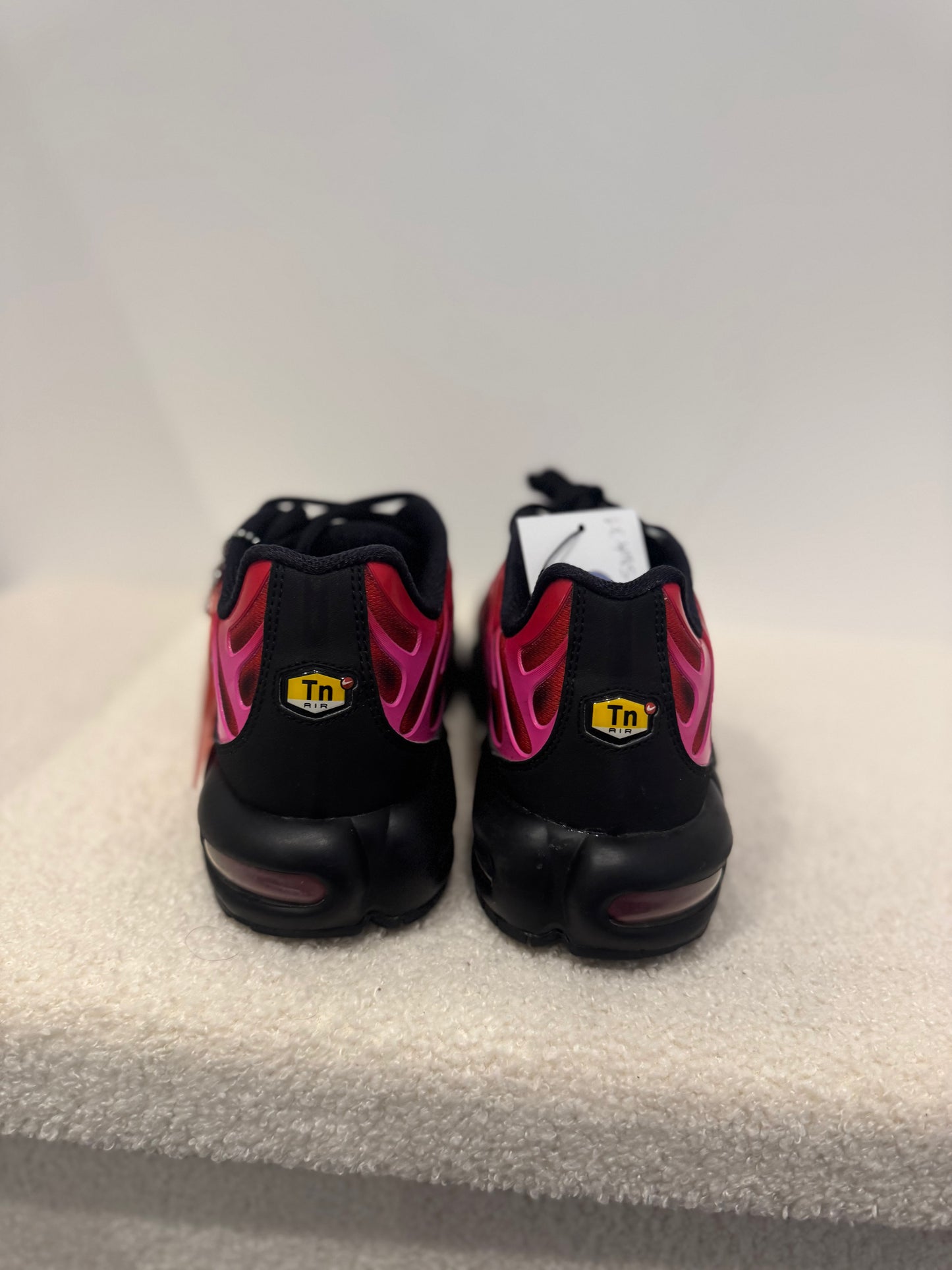Nike Air Max Plus x Supreme University Red (44.5)