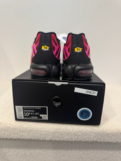 Nike Air Max Plus x Supreme University Red (44.5)