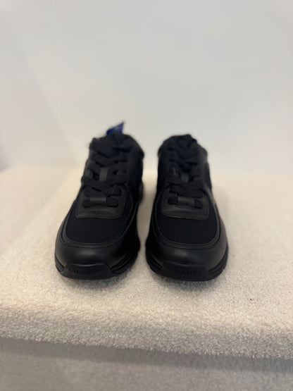 Chanel Runnerc CC Black