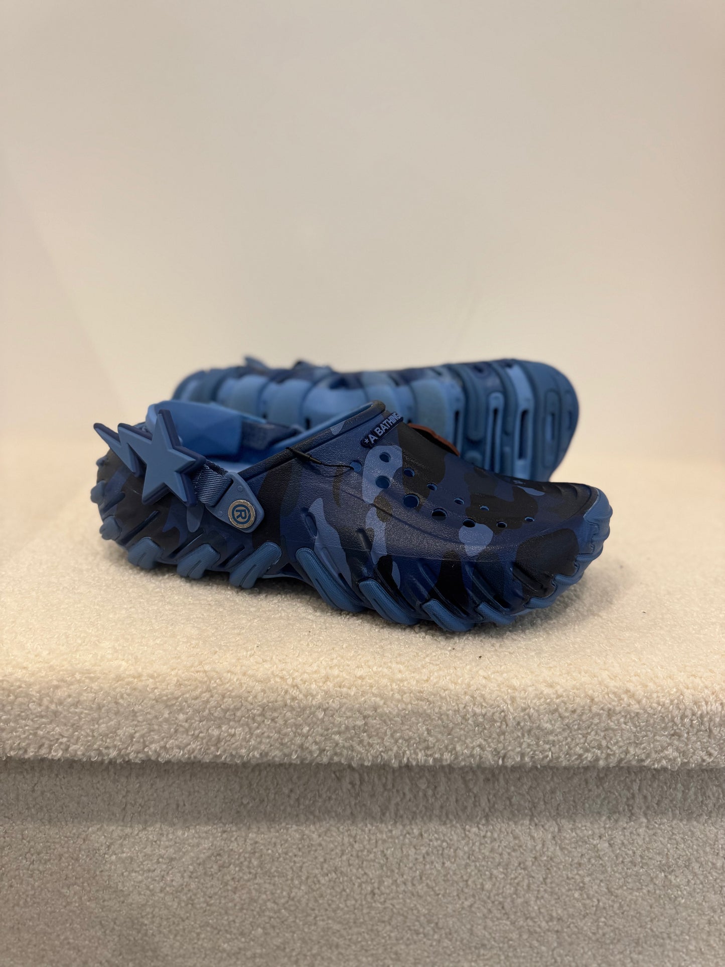 Crocs x A Bathing Ape Classic Clog Blue Camo (44)
