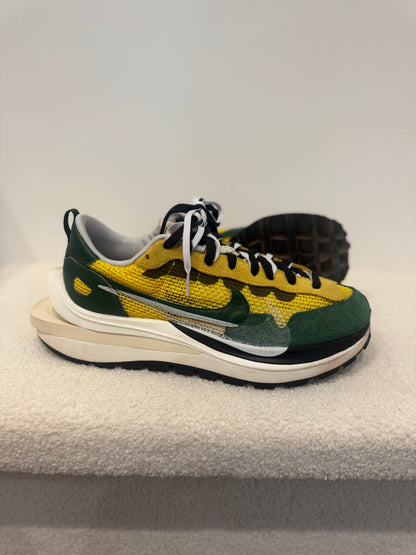 Nike VaporWaffle sacai Tour Yellow Stadium Green (45)