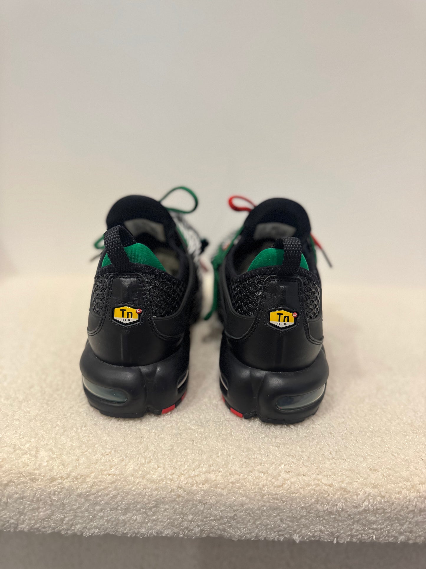 Nike Air Max Plus "Africa" (44)