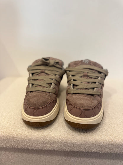 Dior B9S Skater ERL Marron Suede avec Marron et Beige Dior Oblique Jacquard (42)