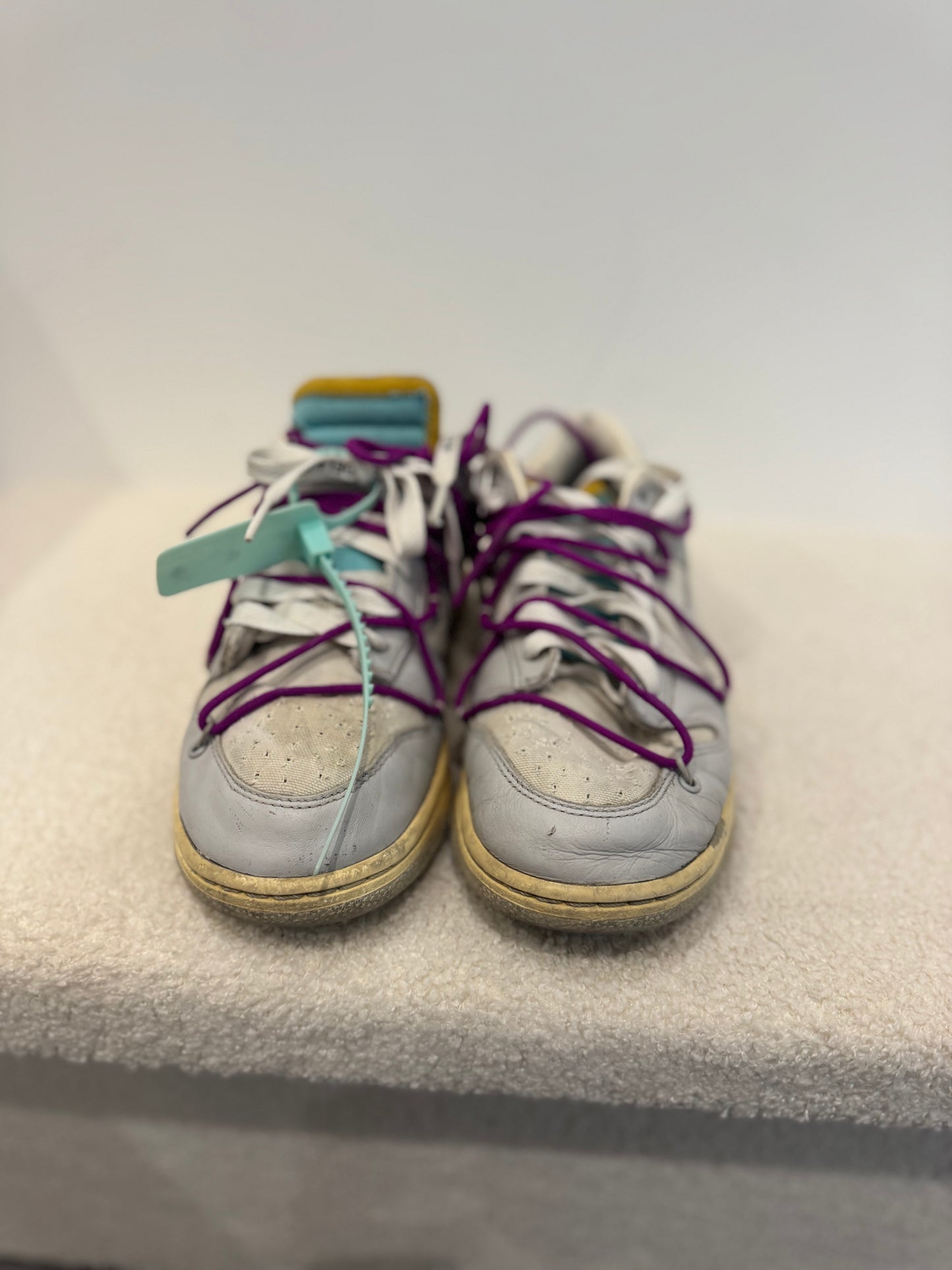 Off-White x Nike Dunk Low Lot 21 of 50 (42)