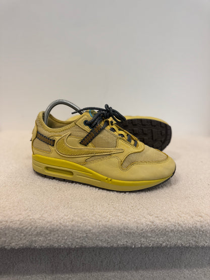 Travis Scott x Nike Air Max 1 Saturn Gold (40)