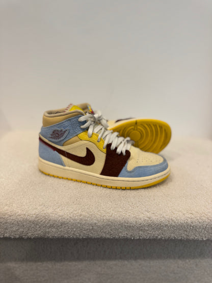 Air Jordan 1 Mid SE Fearless Maison Château Rouge (42)