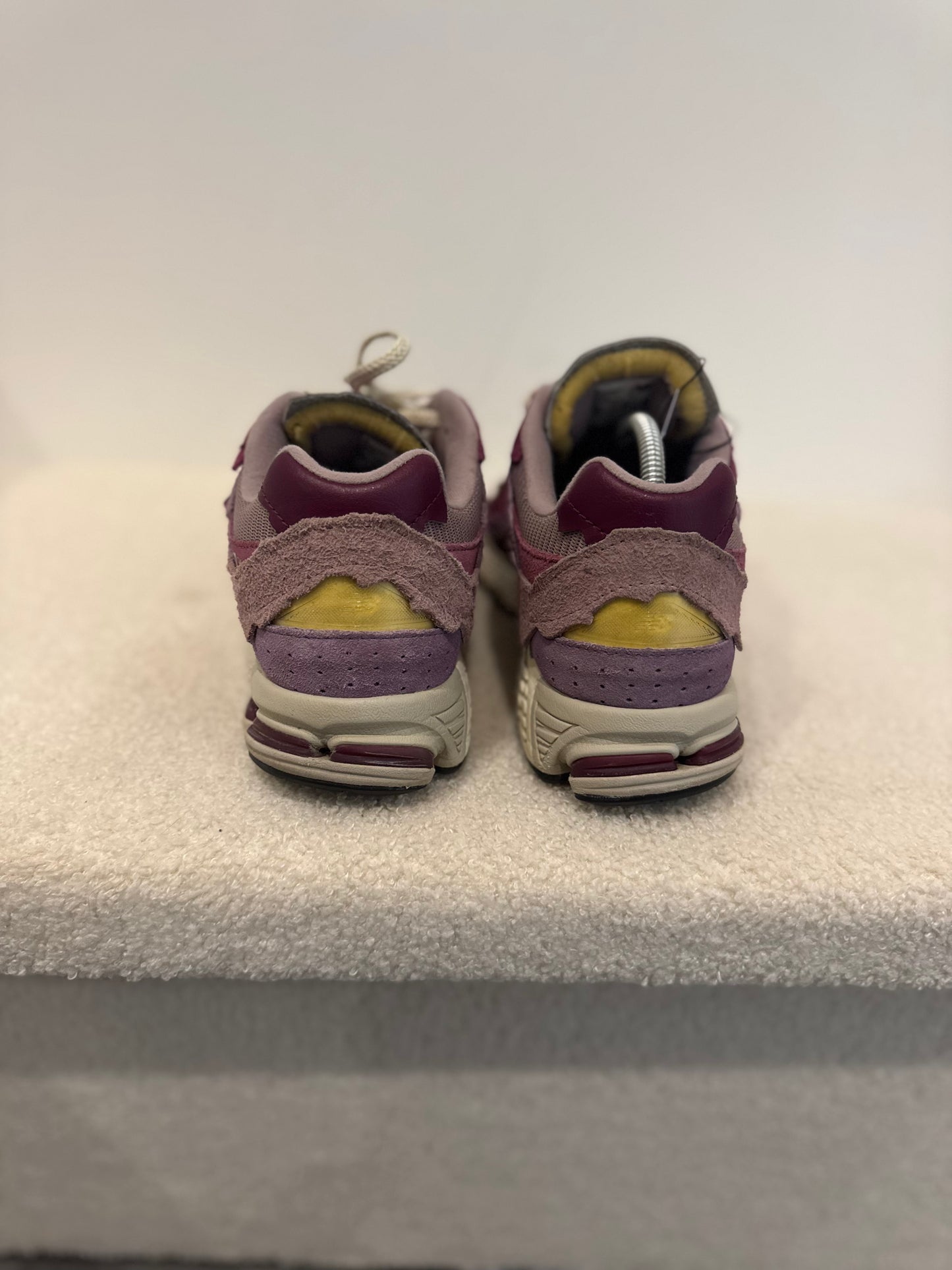 New Balance 2002R Protection Pack Purple (42,5)