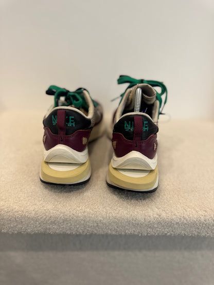 Nike x Sacai VaporWaffle Villain Red Neptune Green (44)