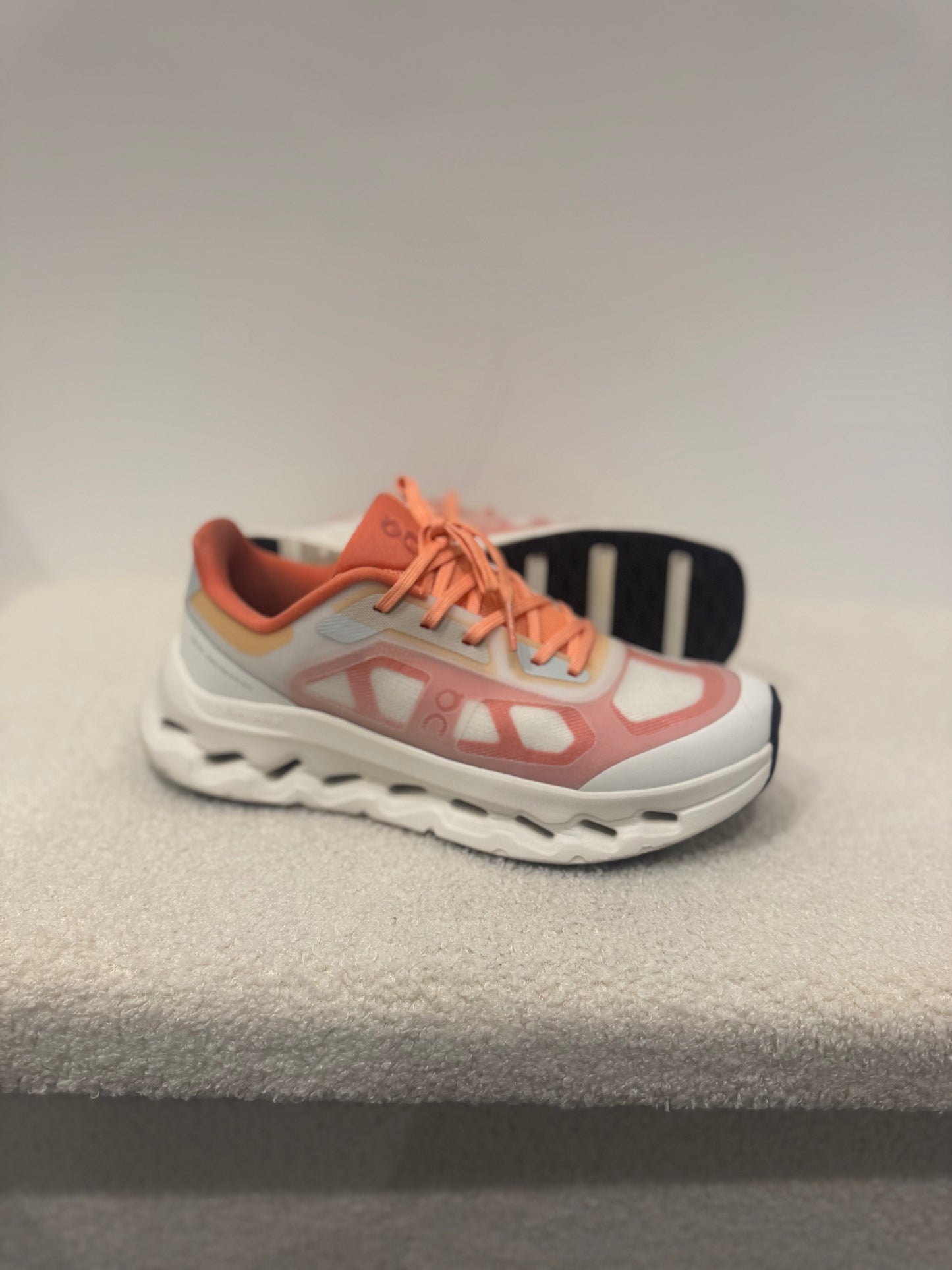 On Cloudmonster 2 White / Flame (40)