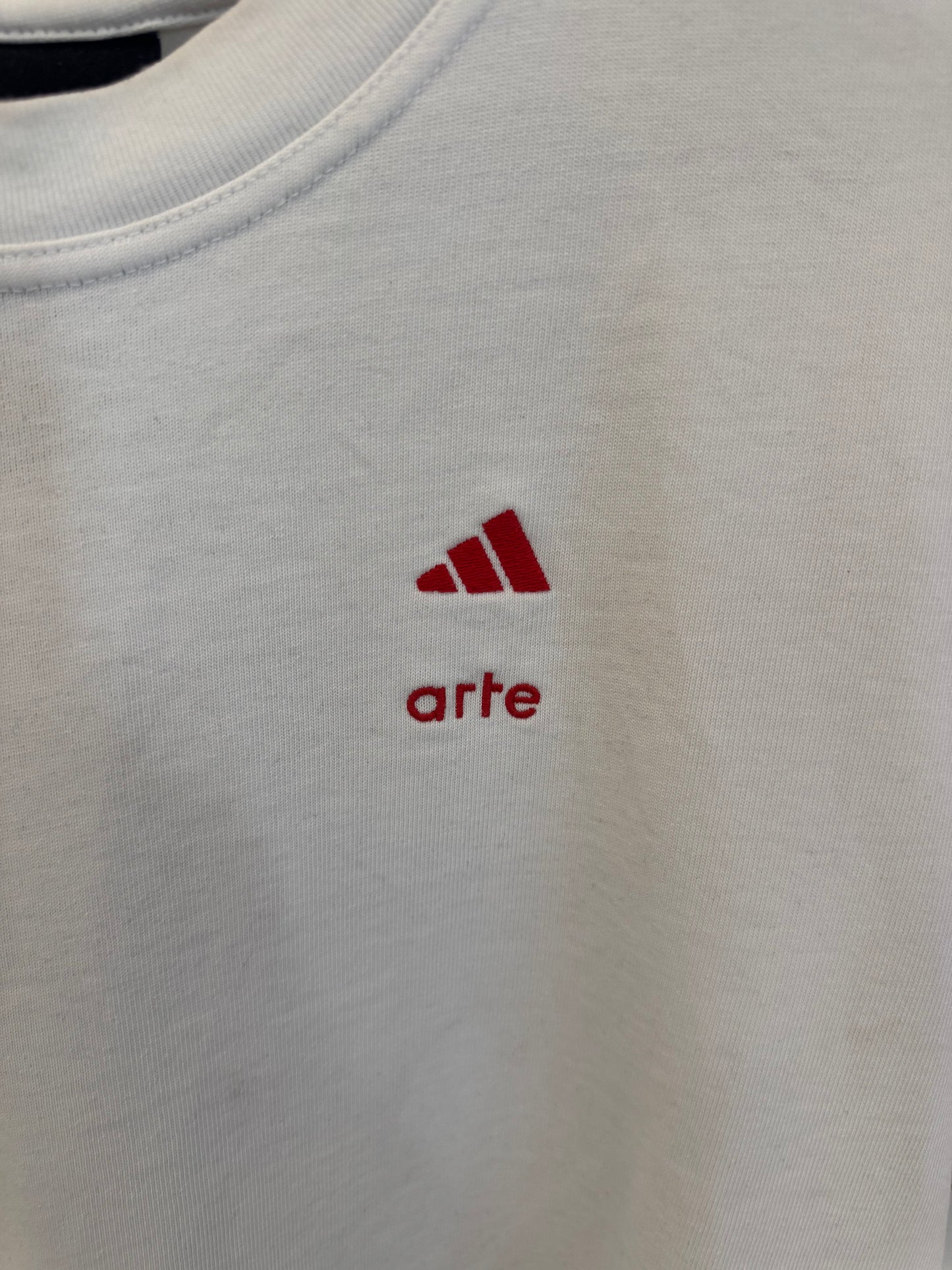 Arte x Adidas T-Shirt White x CAN (S)