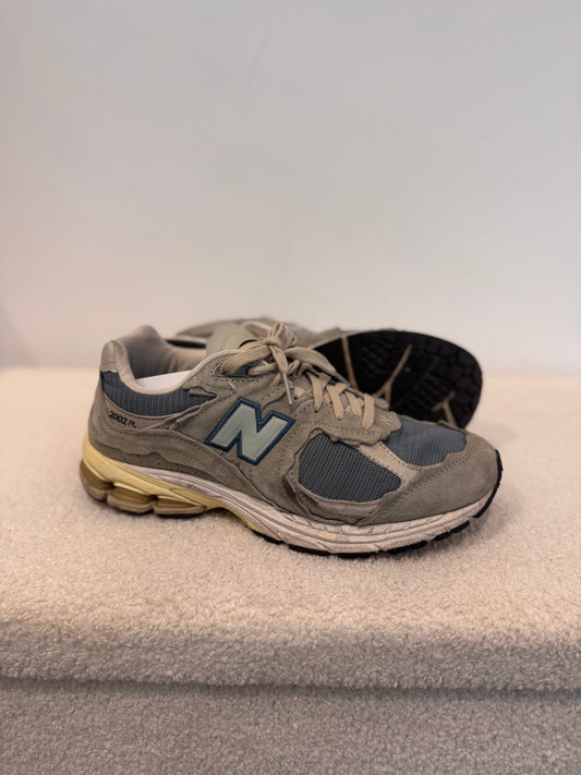 New Balance 2002R Protection Pack “Rain Cloud” (42,5)