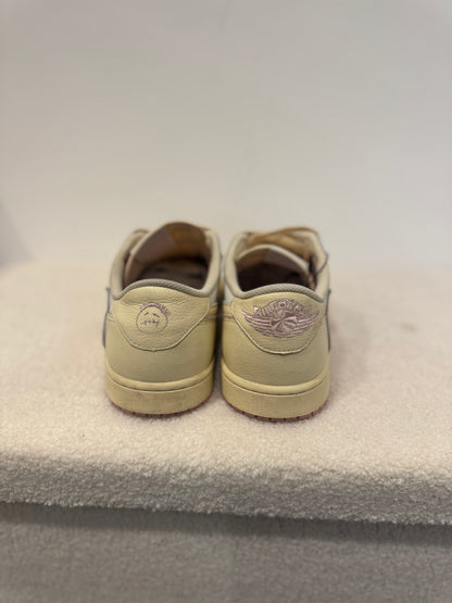 Travis Scott x Air Jordan 1 Low OG “Muslin and Shy Pink” (45)