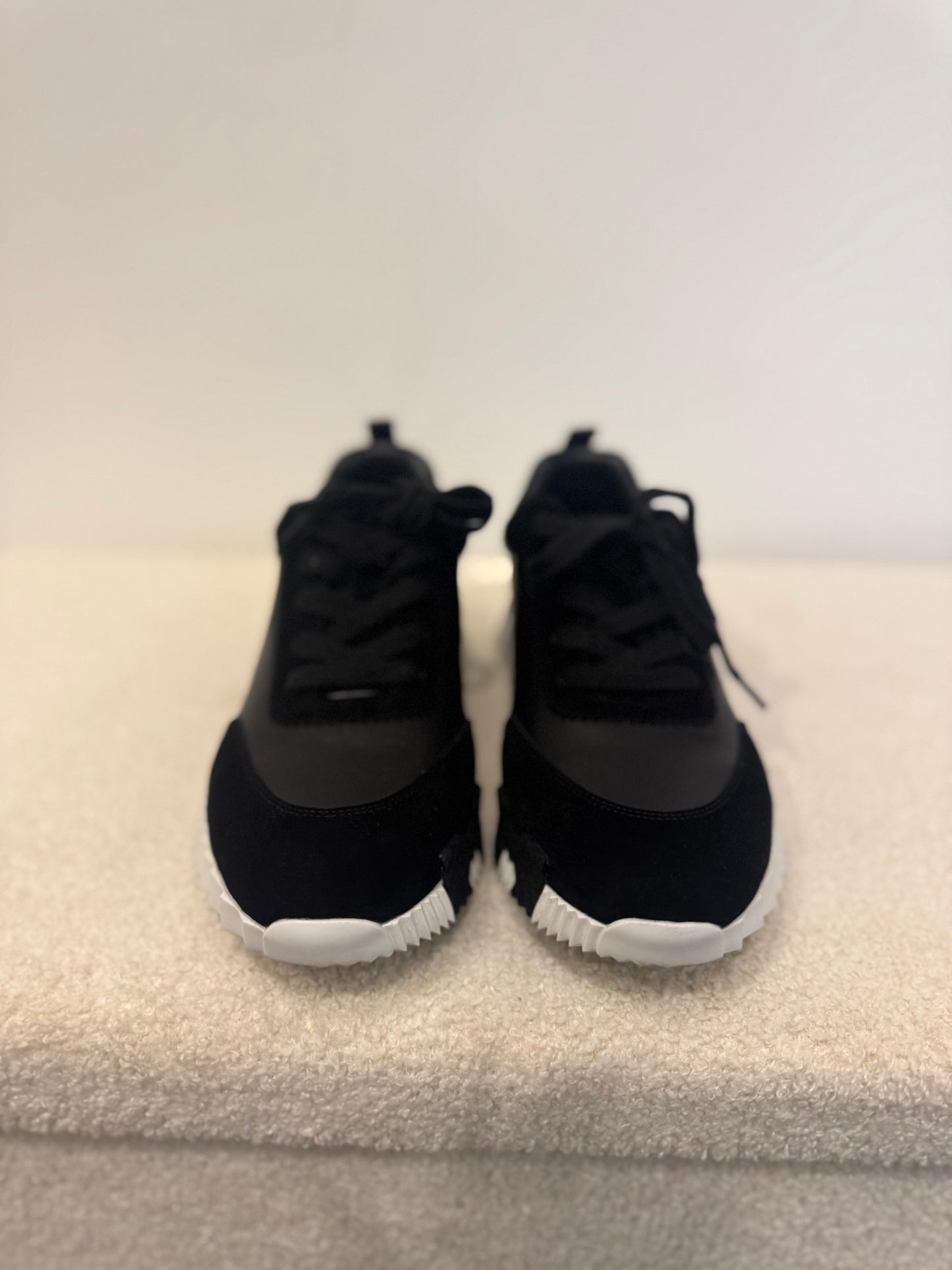 Hermès Bouncing Sneaker Black/White (41)