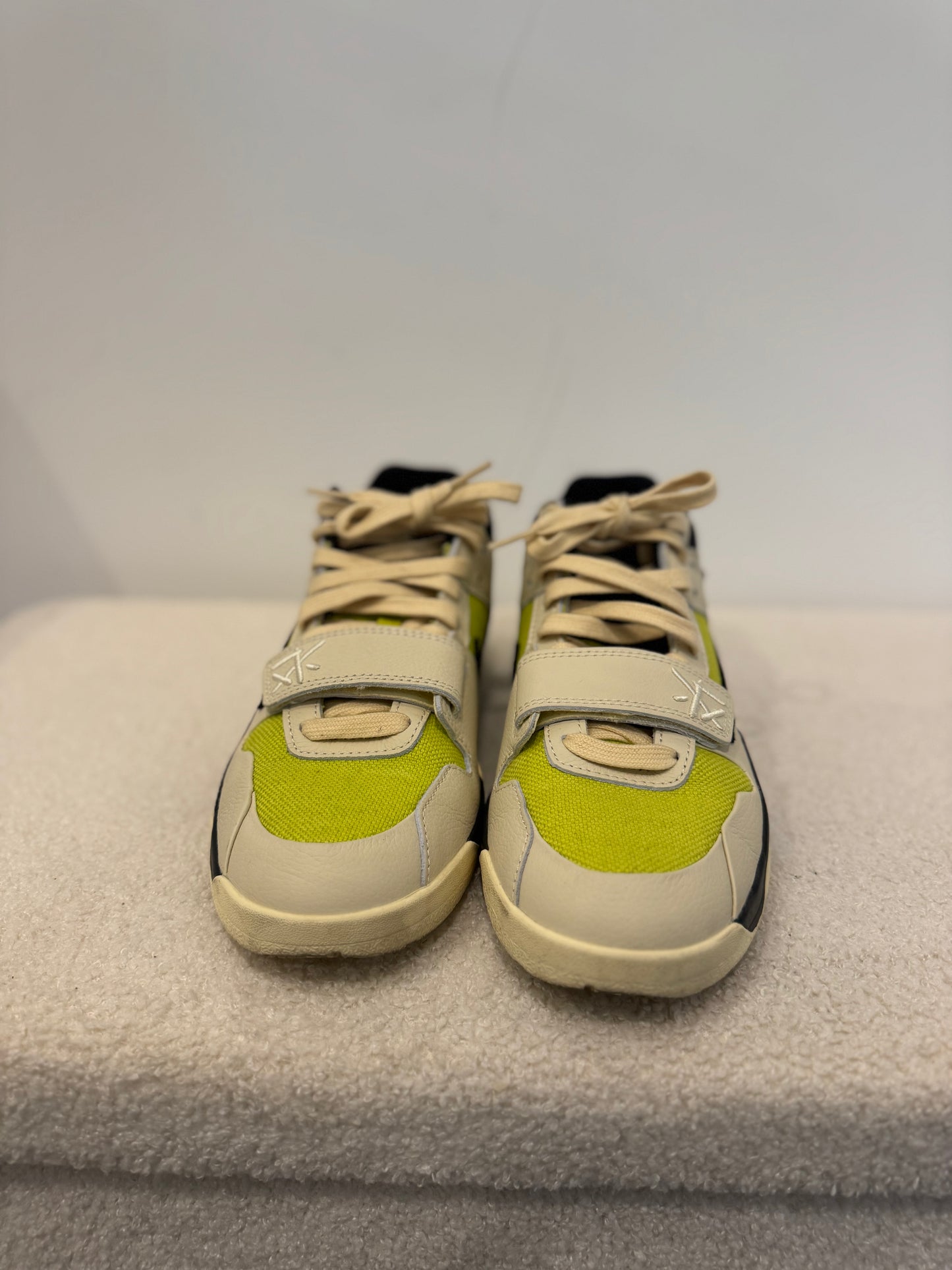 Travis Scott x Jordan Jumpman Jack TR  (42,5)