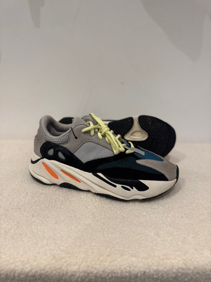 adidas Yeezy Boost 700 Wave Runner (42)