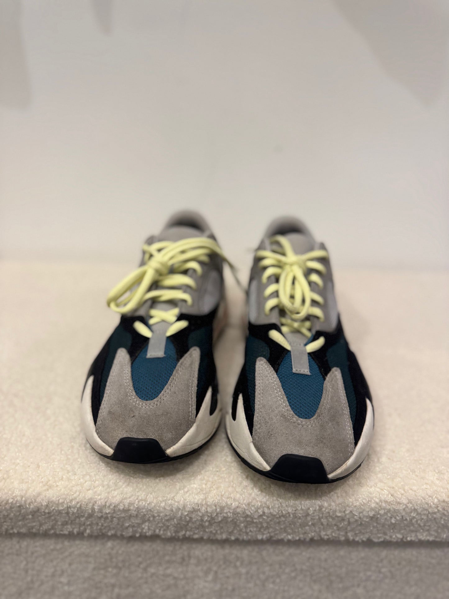 adidas Yeezy Boost 700 Wave Runner (42)