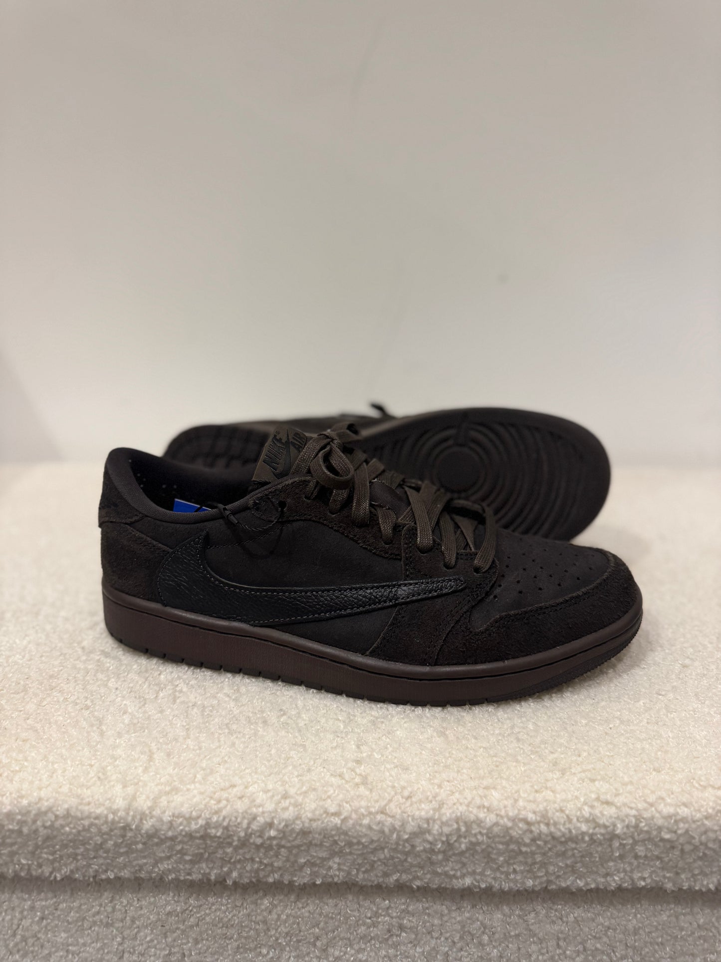 Air Jordan 1 Low OG Travis Scott “Velvet Brown” (42.5)