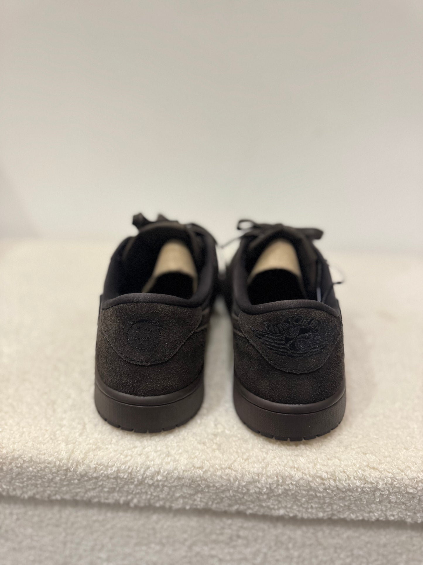 Air Jordan 1 Low OG Travis Scott “Velvet Brown” (42.5)