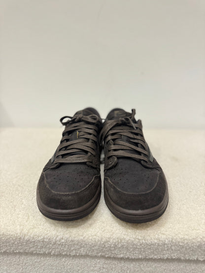 Air Jordan 1 Low OG Travis Scott “Velvet Brown” (42.5)