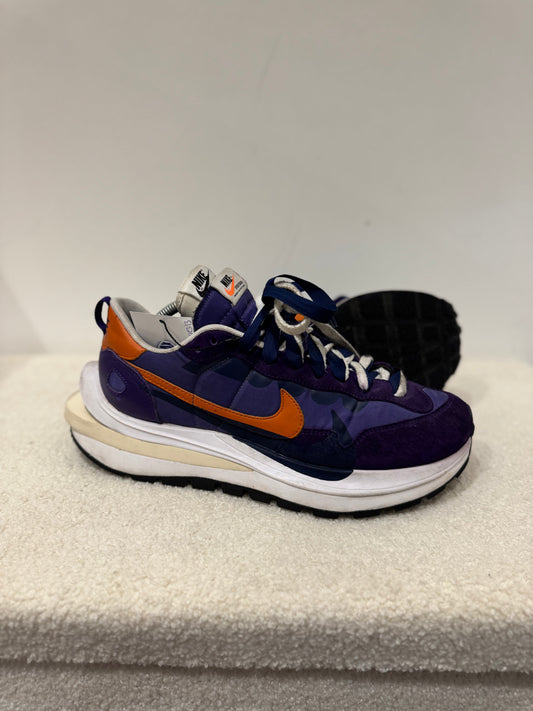 Nike x sacai VaporWaffle “Dark Iris”