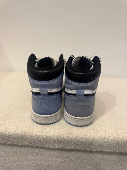 Air Jordan 1 Retro High OG « University Blue » (43)
