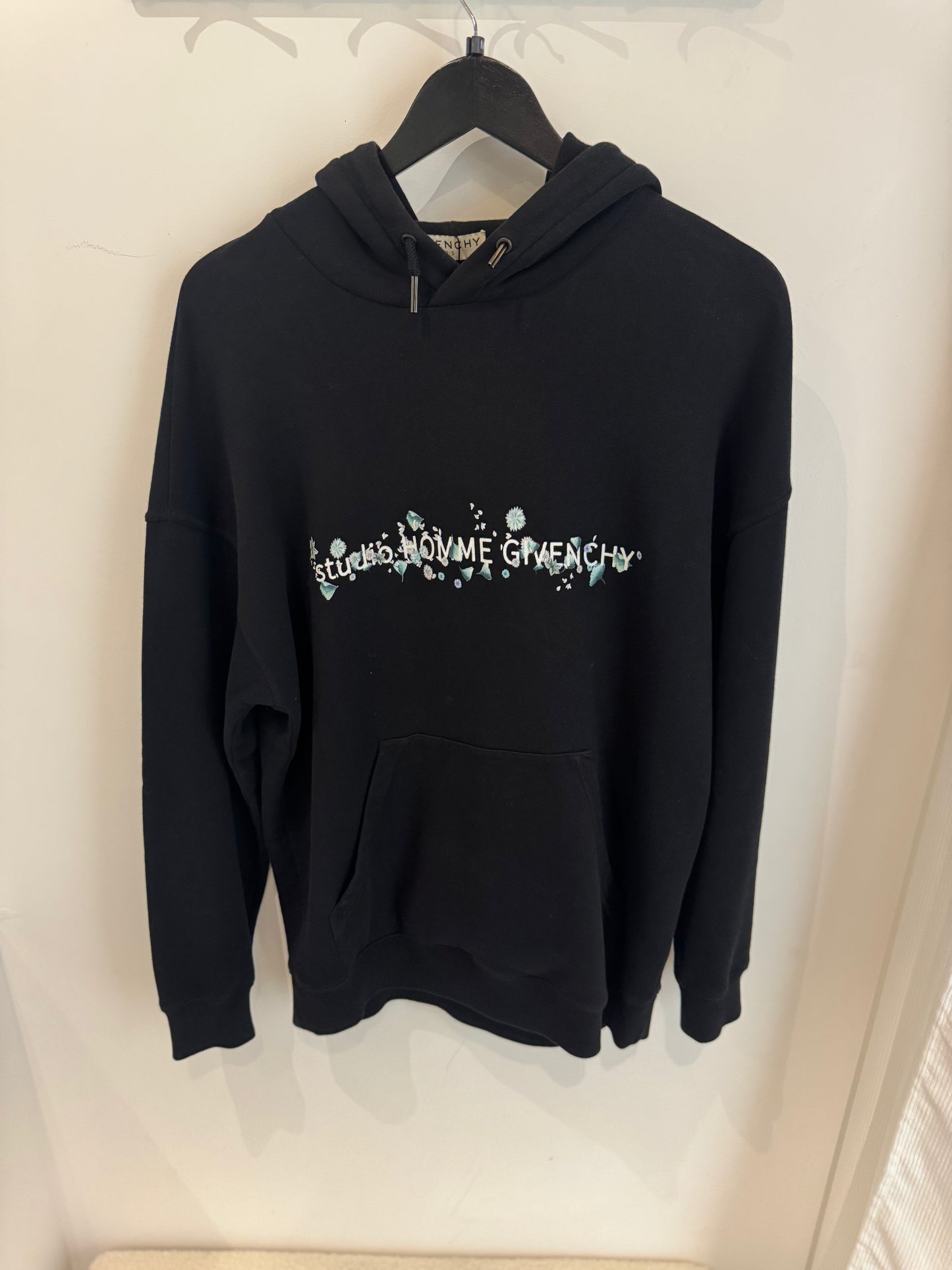 Givenchy Studio Homme – Hoodie Floral Logo Black (M)