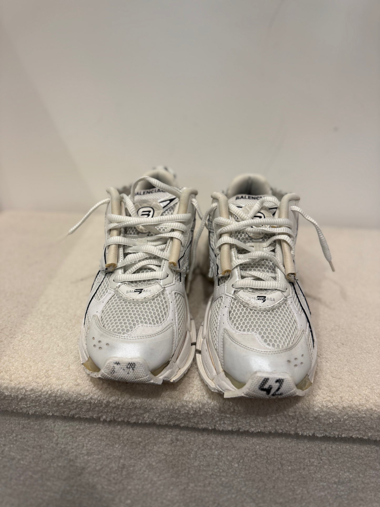 Balenciaga Runner White (42)